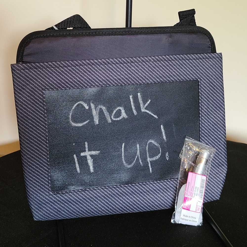 Thirty-One snap pocket chalkboard with chalk